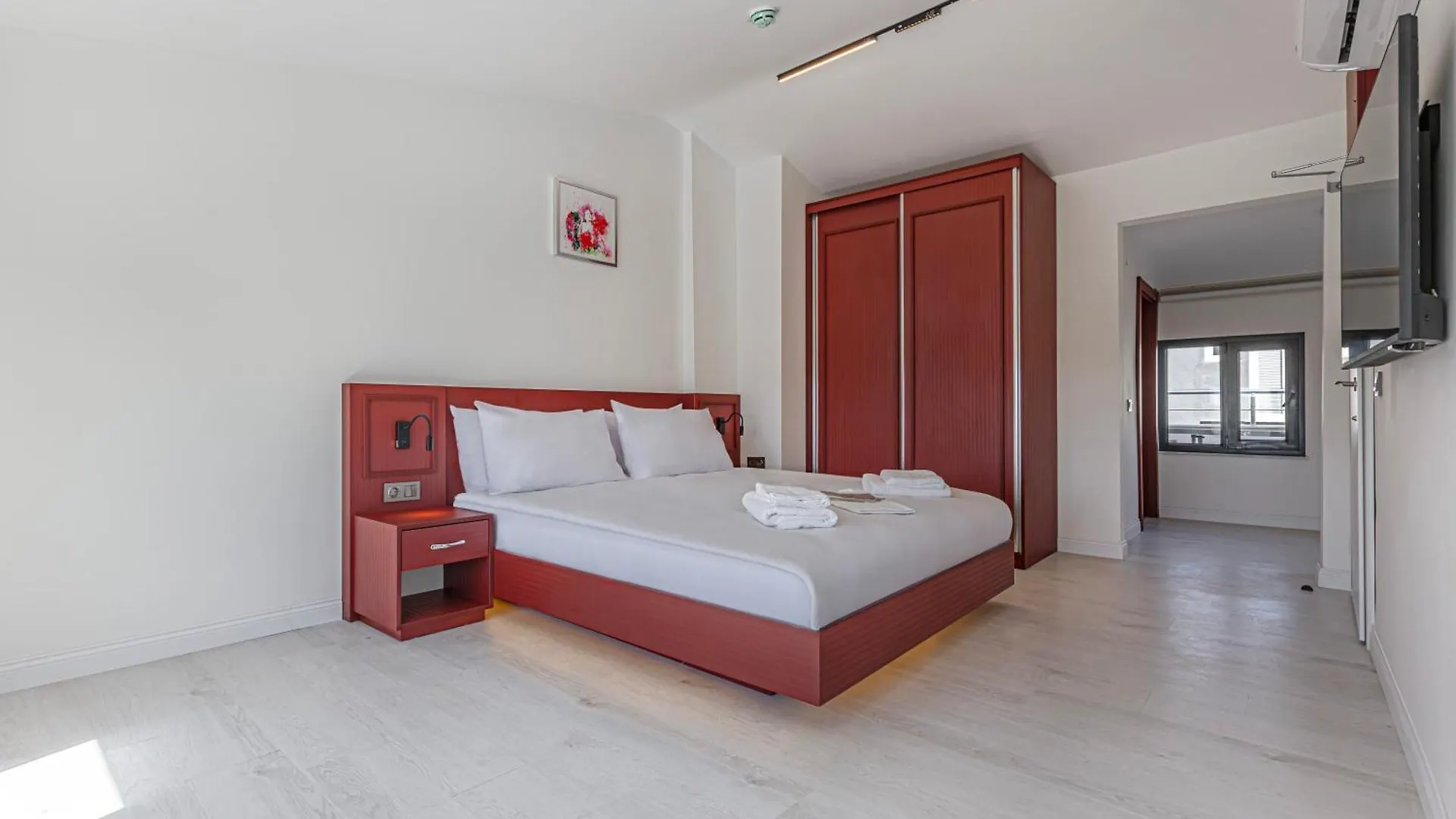 Tulii Rooms Antalya Hotel